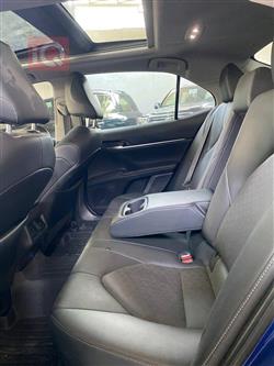 تۆیۆتا کامری